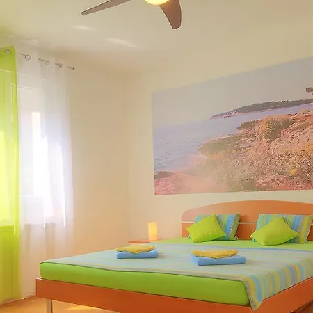 Luxury Art Apartman Póla