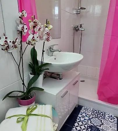 Luxury Art プーラ